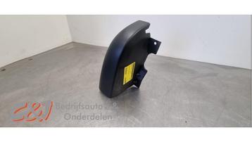 Bumperhoek links-achter van een Renault Trafic beschikbaar voor biedingen