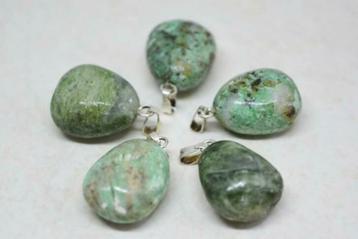 Varisciet met zilveren hangeroogje beschikbaar voor biedingen