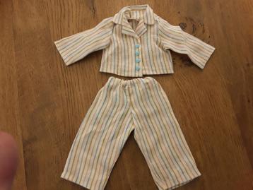 Waldorf pop kleding beschikbaar voor biedingen