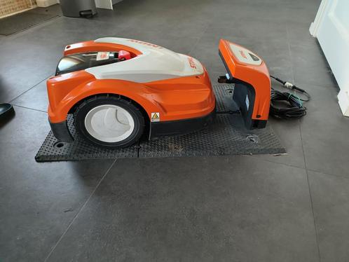 Zo goed als nieuwe Stihl I-mow RMI 422 robotmaaier., Tuin en Terras, Robotmaaiers, Zo goed als nieuw, Ophalen
