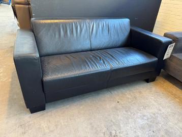 2,5 zits lederen bank 150 177 x 84cm beschikbaar voor biedingen