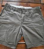 Groene heren korte broek, Maat 32., Ophalen of Verzenden, Zo goed als nieuw, Groen