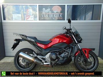 HONDA NC 750 S DCT ABS (bj 2015) Nette Motor - Weinig KM. beschikbaar voor biedingen