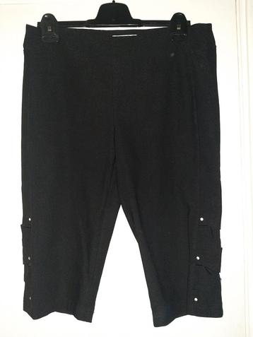 JOSEPH RIBKOFF 3/4 broek  beschikbaar voor biedingen