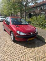 Peugeot 206 1.4 5D 1999 Rood NIEUWE APK oud maar netjes, Auto's, Peugeot, Origineel Nederlands, Te koop, 5 stoelen, Benzine