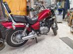 Honda Magna 700, 700 cc, Cardan-aandrijving, 4 cilinders, Chopper