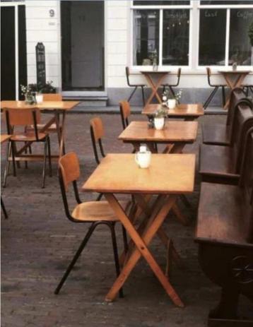 Retro vintage examen klaptafels, horeca terrastafels.  222 beschikbaar voor biedingen