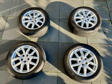 Bridgestone All Season banden op Dezent lichtmetalen velgen beschikbaar voor biedingen
