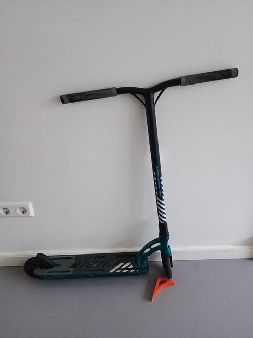 MGP VX Origin Team stuntstep, Fietsen en Brommers, Steps, Zo goed als nieuw, Gewone step, Ophalen