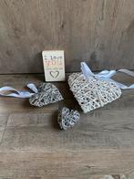 Tekstblok I love you.. (merk PUURRR) + 3x rotan hartjes, Ophalen of Verzenden, Zo goed als nieuw