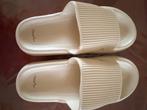Happyflops maat 40/41, Slippers, Beige, Nieuw, Ophalen of Verzenden