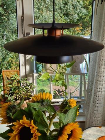 Zwarte deense schalenlamp,.Scandinavisch vintage design  beschikbaar voor biedingen