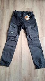 Gloednieuwe dames werkbroek maat L, 30-31. Valt maat 40 RVRC, Nieuw, Dames, Broek, Revolution Race, RVRC