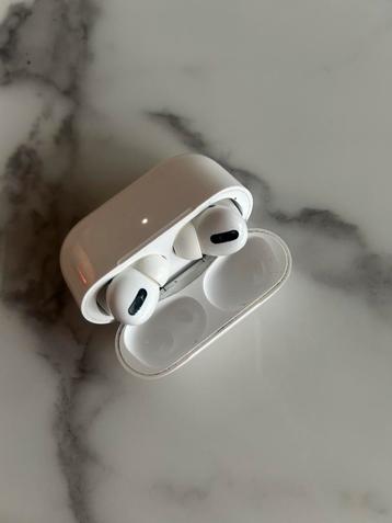 Airpods pro 1 A2084 beschikbaar voor biedingen