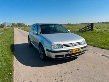 Volkswagen Golf 1.6 Erg netjes! beschikbaar voor biedingen