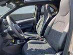 Toyota Aygo X 1.0 VVT-i MT Envy Cabrio, Schuif/open dak, Nav, Auto's, Toyota, Stof, Gebruikt, Euro 6, Bruin