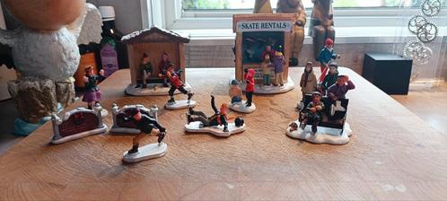 Lemax kerst Figurines figuren schaatsers kerstdorp figuur, Diversen, Kerst, Zo goed als nieuw, Ophalen