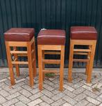 3x barkruk teakhout/leer, Huis en Inrichting, Barkrukken, 3 krukken, Ophalen, Zo goed als nieuw, Leer