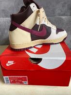 Nike Dunk High 1985 Valentine’s Day 2023 Maat 38,5 / US 7,5, Ophalen, Nieuw, Sneakers of Gympen