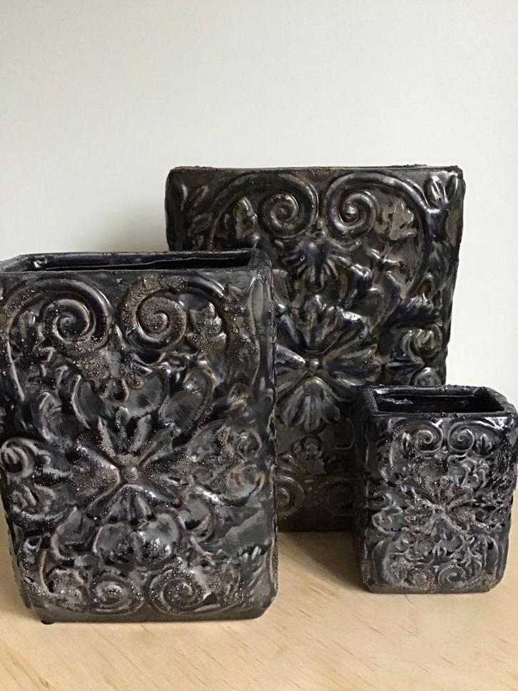 Bloempot, aardewerk, PTMD, brocante, landelijk wonen, Huis en Inrichting, Woonaccessoires | Overige, Zo goed als nieuw, Ophalen