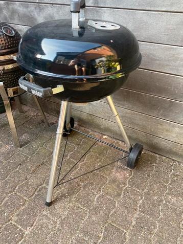 Weber Kettle 47cm Nieuw in Doos beschikbaar voor biedingen