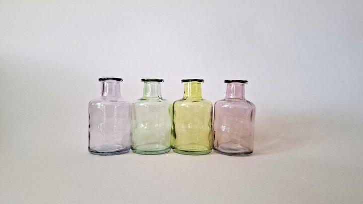 Fles gekleurd rond 12 cm p/st., Huis en Inrichting, Woonaccessoires | Overige, Nieuw, Ophalen of Verzenden