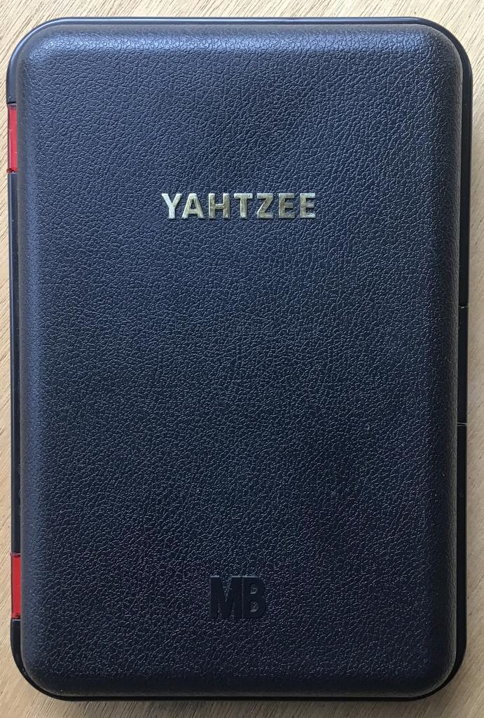 Vintage reisspel Yahtzee - vanaf 8 jaar - ZGAN, Hobby en Vrije tijd, Gezelschapsspellen | Bordspellen, Zo goed als nieuw, Reisspel
