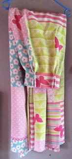 2x Gordijn vlinders ca 134x130, Huis en Inrichting, Stoffering | Gordijnen en Lamellen, 100 tot 150 cm, Ophalen of Verzenden, Zo goed als nieuw