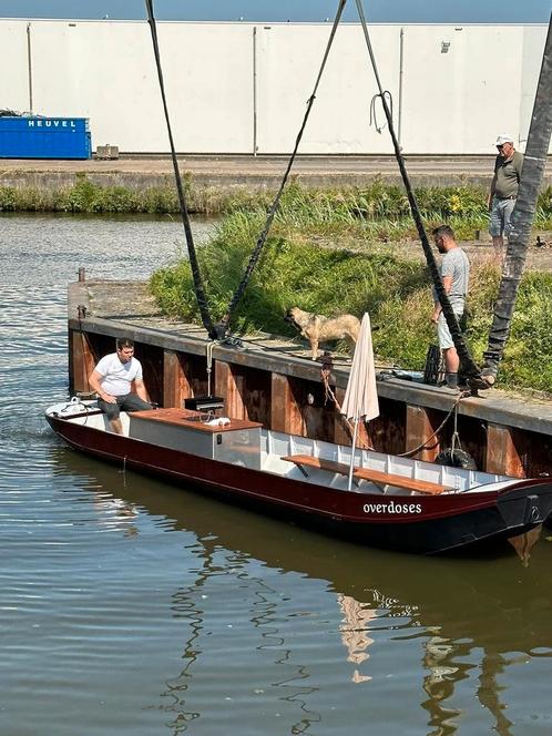 Prachtige 'Barbecue' vlet/sloep met dieselmotor., Watersport en Boten, Sloepen, Gebruikt, 10 tot 30 pk, 6 meter of meer, Binnenboordmotor