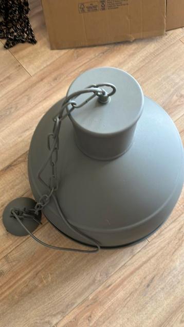 Moderne grote hanglamp Tygo grijs. beschikbaar voor biedingen