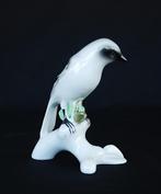 Klapekster Porselein vogel beeld.    Het is puntgaaf., Ophalen of Verzenden