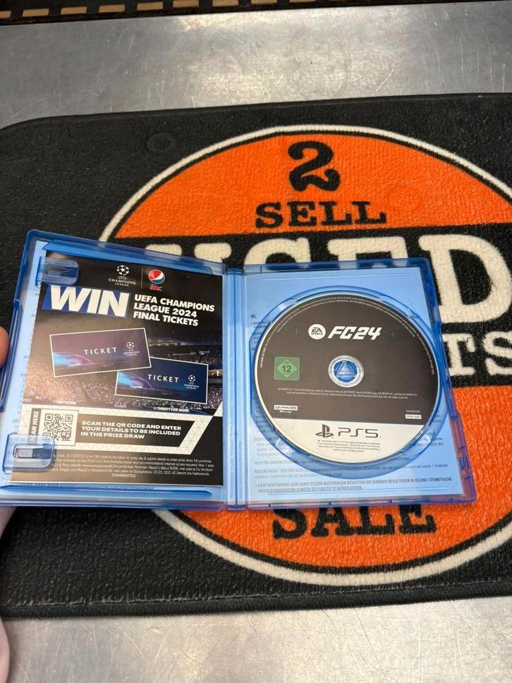 Fc 24 € 14,99 playstaion, Spelcomputers en Games, Games | Sony PlayStation 5, Zo goed als nieuw, Ophalen of Verzenden