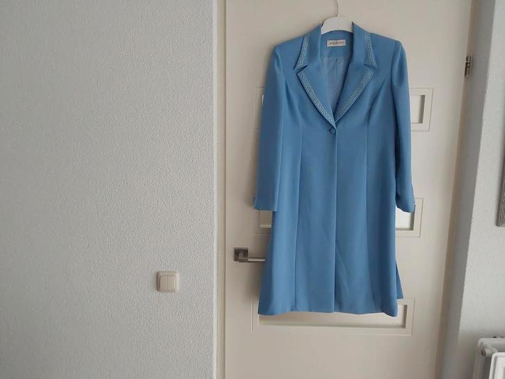 JACQUES VERT NIEUWE  LANGE BLAZER MAAT 38 HEMELSBLAUW, Kleding | Dames, Jassen | Zomer, Nieuw, Maat 38/40 (M), Blauw, Ophalen of Verzenden
