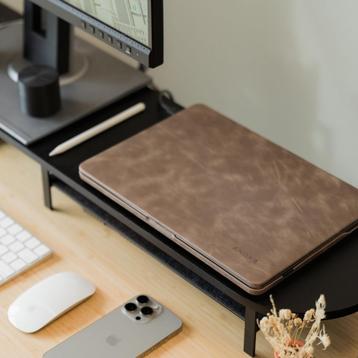 Andar Helm lederen MacBook Air case (M2/M3/M4) 13" beschikbaar voor biedingen
