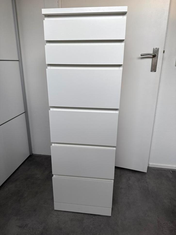 IKEA Malm ladekast met spiegel, Huis en Inrichting, Kasten | Kledingkasten, Zo goed als nieuw, 100 tot 150 cm, Minder dan 50 cm