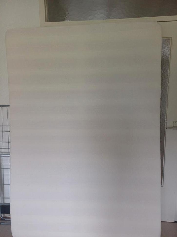Matras 140200 cm, Huis en Inrichting, Slaapkamer | Matrassen en Bedbodems, Zo goed als nieuw, Matras, 140 cm, 200 cm, Tweepersoons