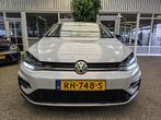 Volkswagen Golf 1.0 TSI R-Line Virtueel Cockpit Navi Massage, Auto's, Voorwielaandrijving, Gebruikt, Wit, Origineel Nederlands