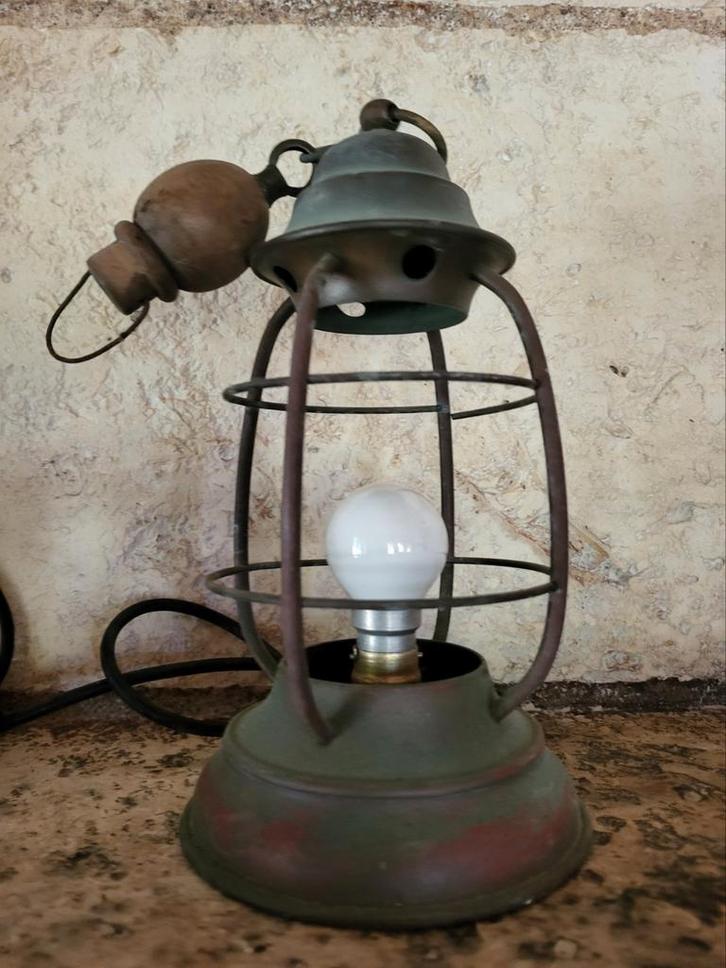 Brocante/ industriële franse lamp / allegonda, Antiek en Kunst, Antiek | Lampen, Ophalen of Verzenden