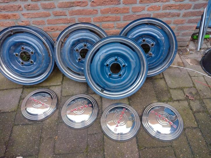 Volvo Katterug pv544 velgen, Auto-onderdelen, Banden en Velgen, Velg(en), Zomerbanden, 15 inch, Ophalen