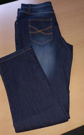 Damesjeans (nieuw) beschikbaar voor biedingen