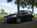 Volvo V60 1.6 T3 Kinetic, Auto's, Voorwielaandrijving, 15 km/l, 4 cilinders, 150 pk
