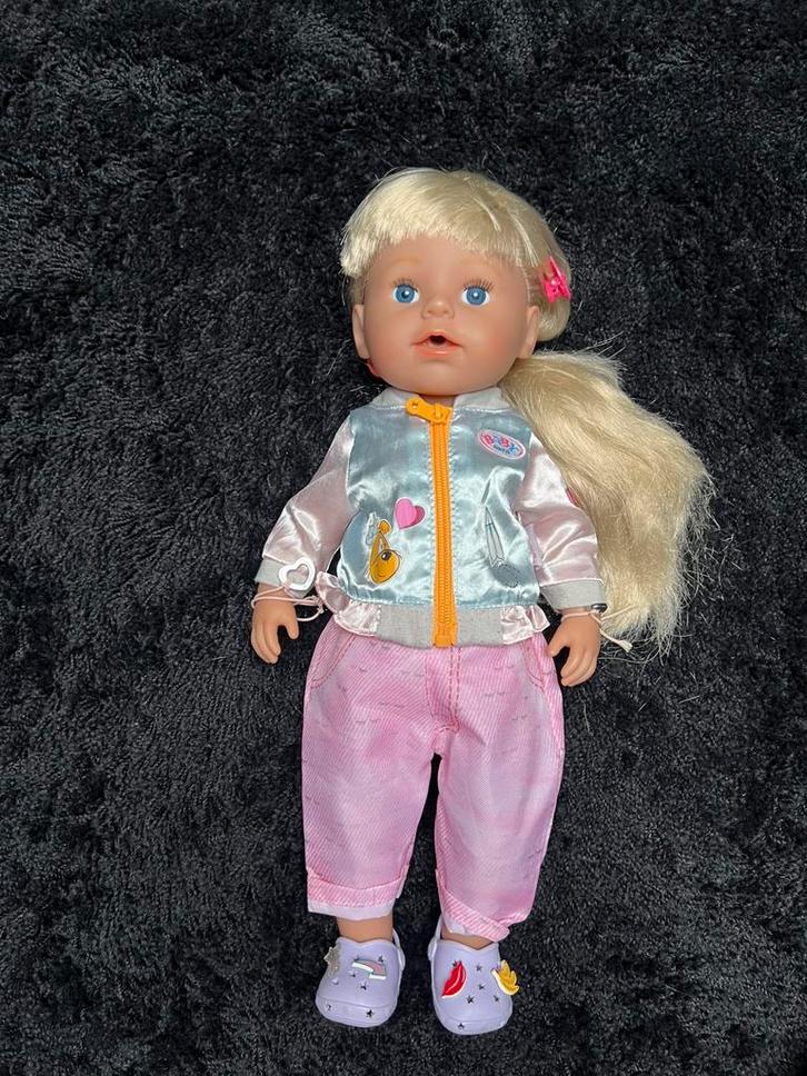 Prachtige pop grote zus van Baby Born, Kinderen en Baby's, Speelgoed | Poppen, Zo goed als nieuw, Babypop, Ophalen of Verzenden