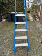 Skyworks Blauwe trap - 2 tot 4 meter, Doe-het-zelf en Verbouw, Ladders en Trappen, Gebruikt, Trap, Ophalen of Verzenden, Opvouwbaar of Inschuifbaar