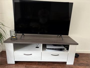 Tv-meubel met grijs blad beschikbaar voor biedingen