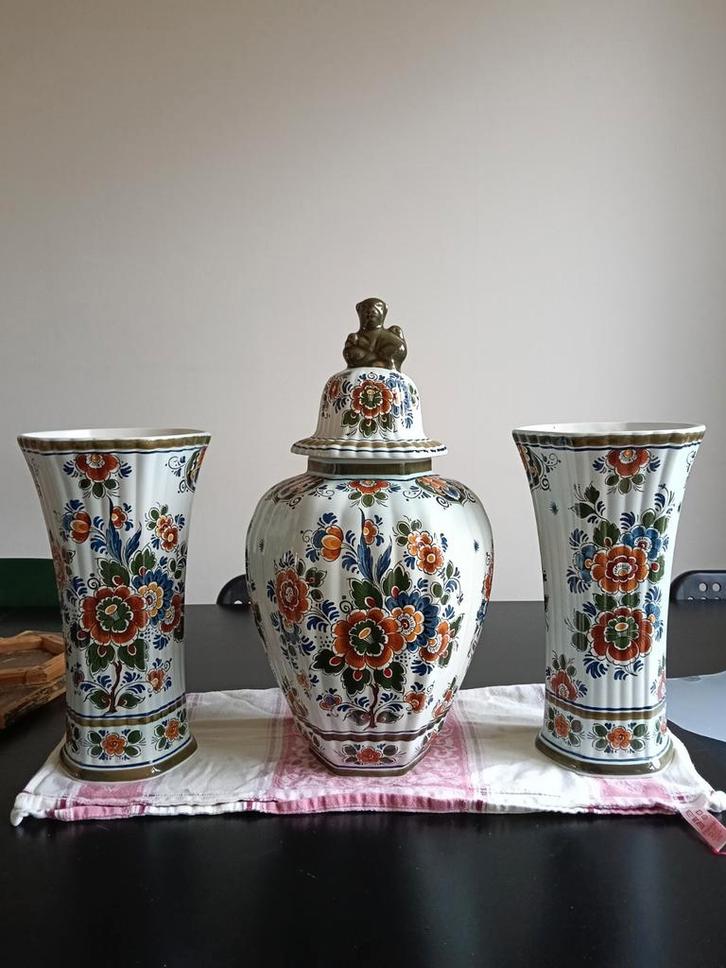 Delfts Polychroom Handwerk Vaas en Vazen Set, Antiek en Kunst, Antiek | Vazen, Ophalen of Verzenden