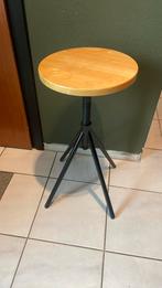 Verstelbare kruk, Ophalen, Zo goed als nieuw, Hout