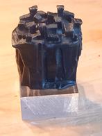 ÉÉNWORDING ,, MOOIE MASSIEF EN ZWAAR BRONZEN BEELD VAN CORRY, Ophalen of Verzenden