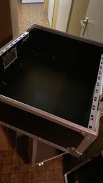 Solide Mixer Case met Rackmount !!, Gebruikt, Speaker of Versterker, Ophalen of Verzenden, Flightcase