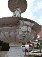 Kapitale carrara marmeren gebeeldhouwde fontein 380 cm, Antiek en Kunst, Antiek | Woonaccessoires, Ophalen