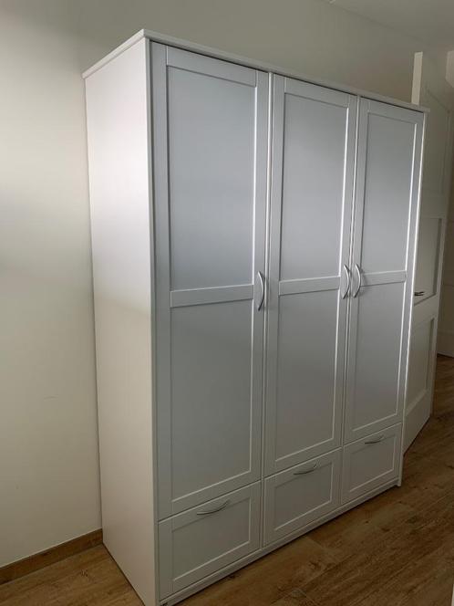 Kledingkast met legplanken en lades - Lifetime, Huis en Inrichting, Kasten | Kledingkasten, Gebruikt, 150 tot 200 cm, 150 tot 200 cm